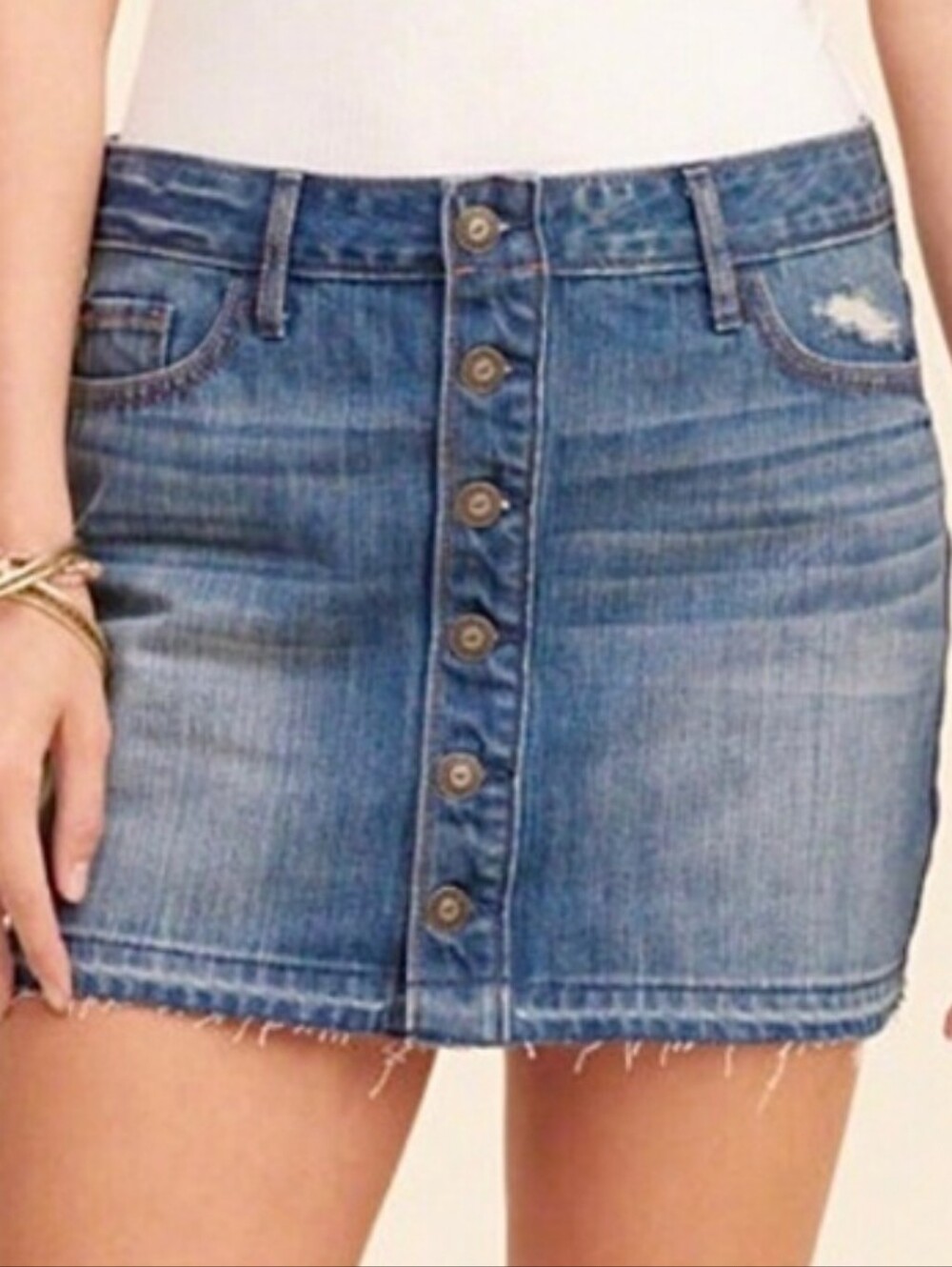 Hollister Raw Hem Distressed Denim Button-Front Mini Skirt W32